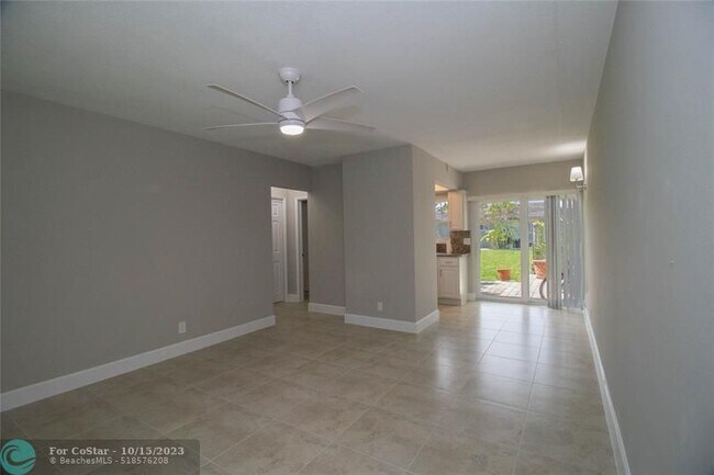 Foto del edificio - 2170 NE 44th St