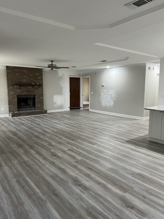 Building Photo - 2839 Paignton Ct