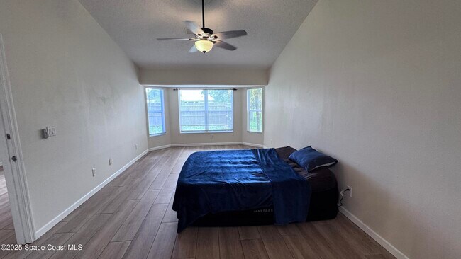 Foto del edificio - 1690 Canon Ave NW