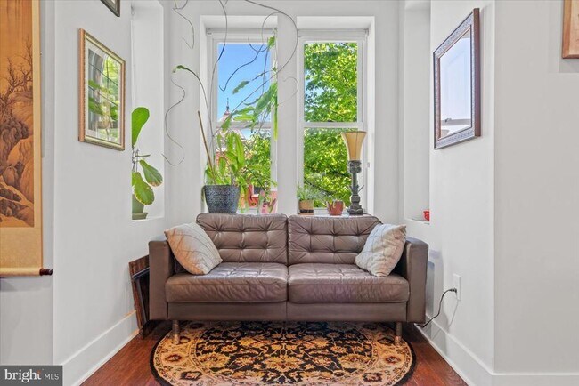 Foto del edificio - 16 R St NW