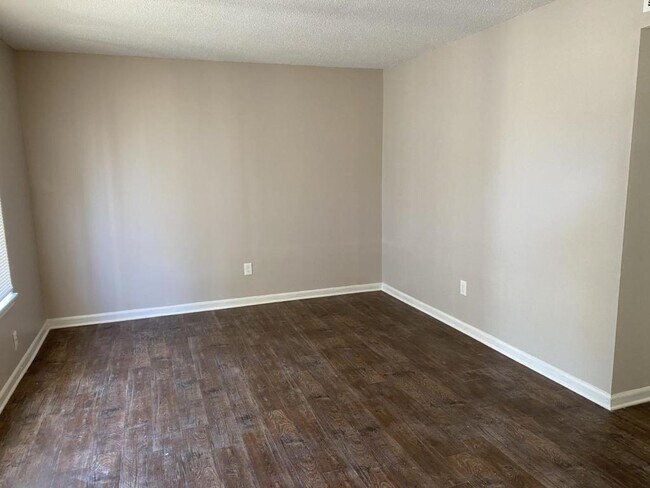 Foto del edificio - 4229 Ann Arbor Ln