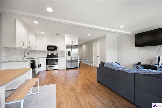 Foto del edificio - 113 Graystone Ct