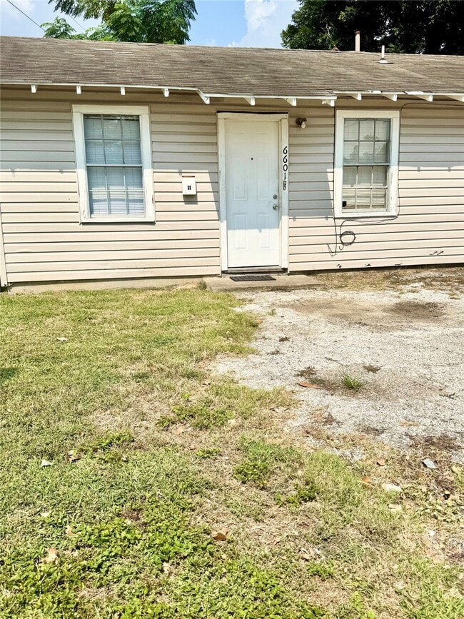 Building Photo - 6601 Avenue T