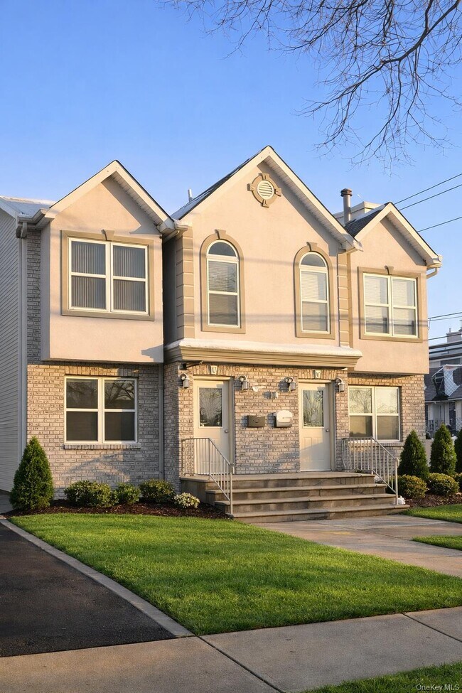 Building Photo - 146 Jefferson Ave