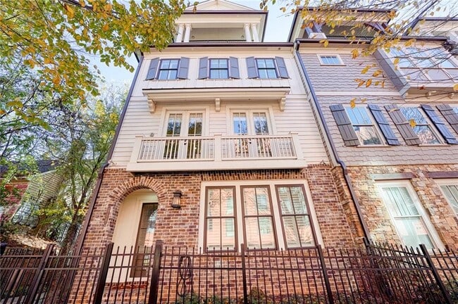 Foto del edificio - 984 Memorial Walk SE