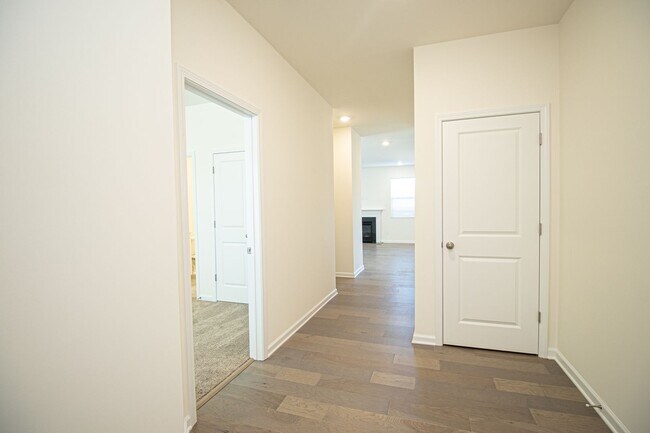 Foto del edificio - (Coming Soon) New 5 Bedrooms home in Indian Trail!
