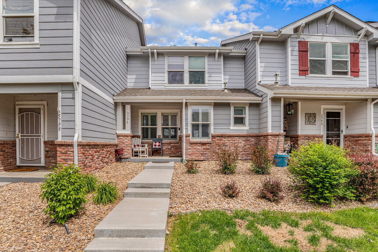 Foto principal - 5796 Biscay St