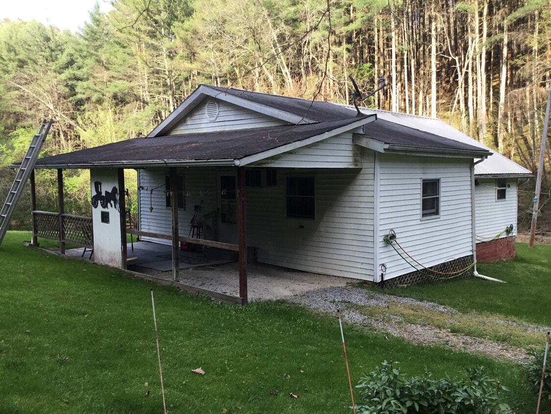 Building Photo - 7811 US-33