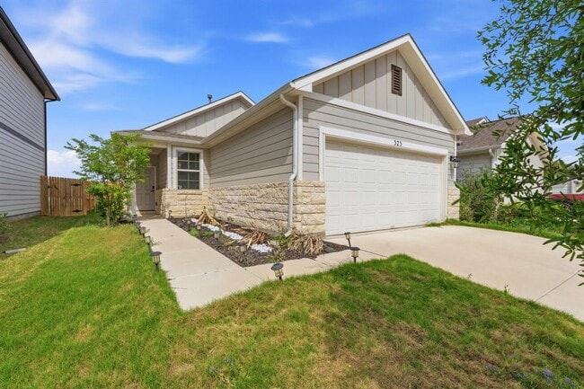 Building Photo - 323 Tolo Dr