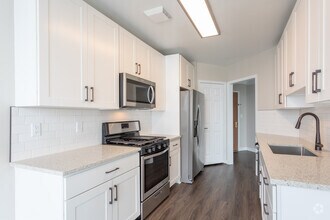 3BR, 2.5BA  1,920 SF - The Grand