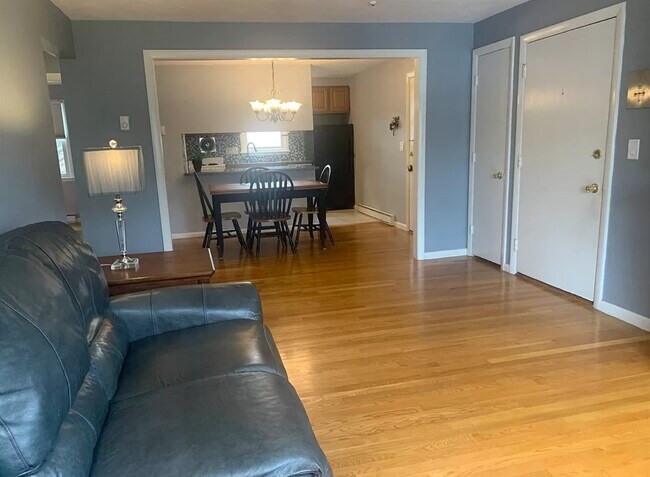 Foto del edificio - 462 Nahatan St