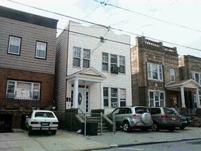 Building Photo - 59 Columbia Ave