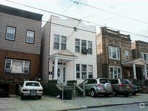 Building Photo - 59 Columbia Ave