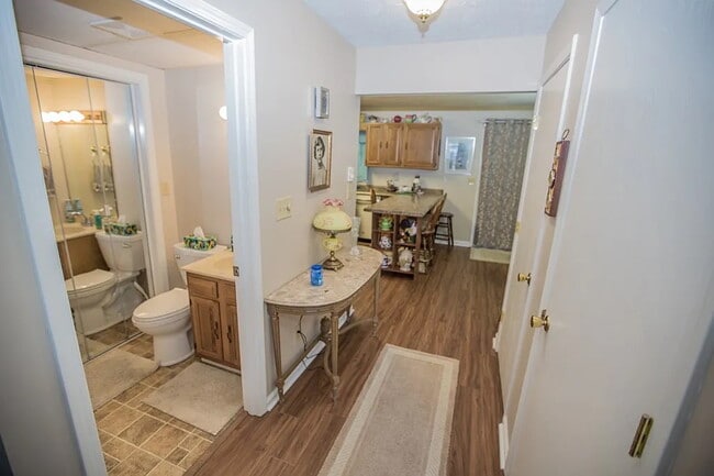Hallway - 706 Chert Ln