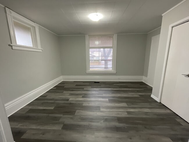 Building Photo - 133 Essex St