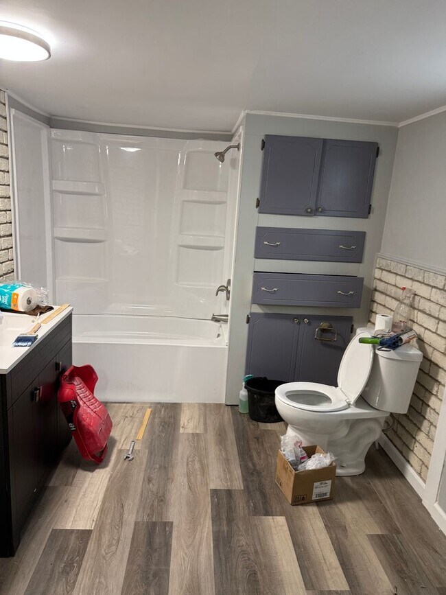 Foto del edificio - Freshly remodeled 2 bed 1bath on a cozy co...