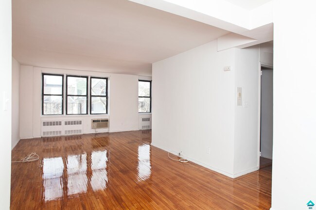 Foto del edificio - 415 Stratford Rd