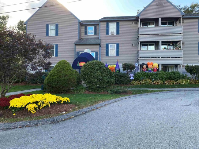 Foto del edificio - 143 Eastern Ave