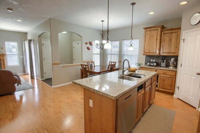 Foto del edificio - 3 Bedroom / 3.5 Bathroom Townhome in Millc...
