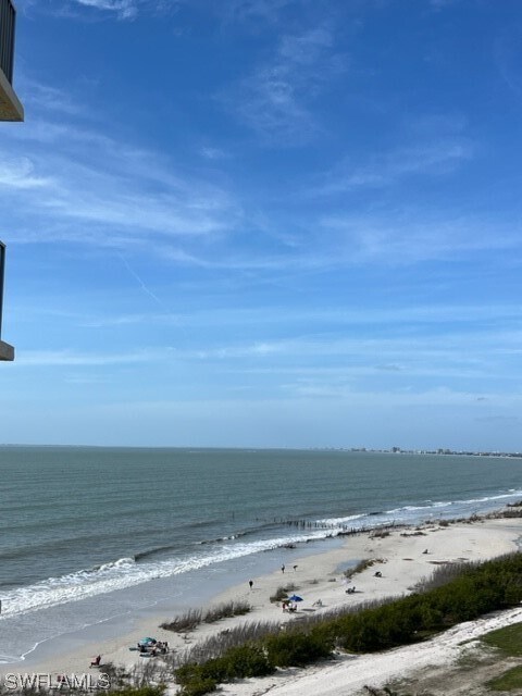 Foto principal - 7360 Estero Blvd