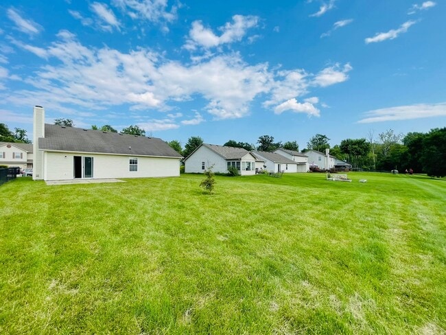 Foto del edificio - 3 Bedroom 2 Bath Waterfront Retreat in Franklin Township!!