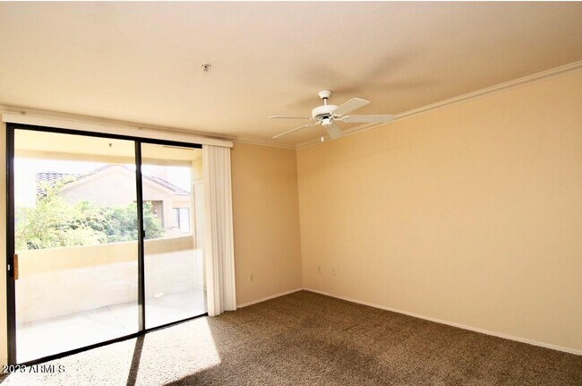 Foto del edificio - 7575 E Indian Bend Rd