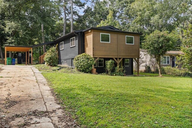 Building Photo - 3119 Piper Dr