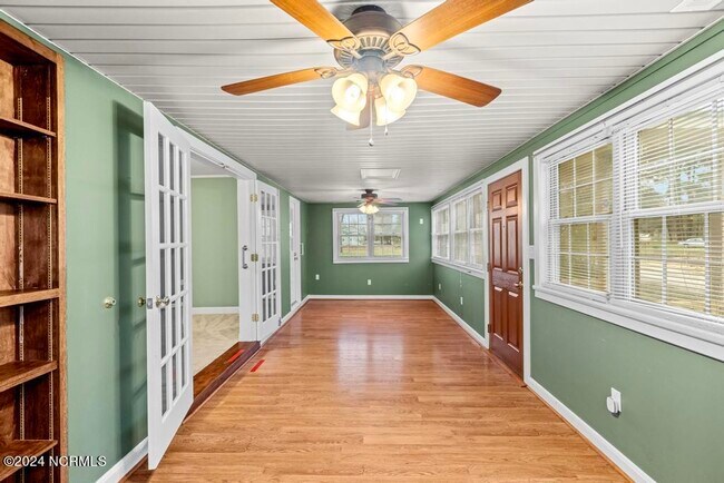 Building Photo - 1036 Harrell's Loop Rd