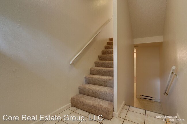 Building Photo - 3 br, 1.5 bath House - 6442 Village Parkway