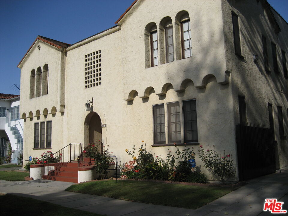 Primary Photo - 4234 8th Ave