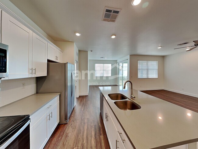 Building Photo - 21468 S 231st Way