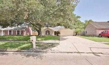 Building Photo - 13303 Hampton Falls Dr