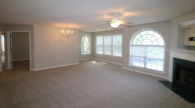 Building Photo - 421 Timberline Ridge Ct