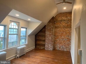 Building Photo - 1304 N Clayton St