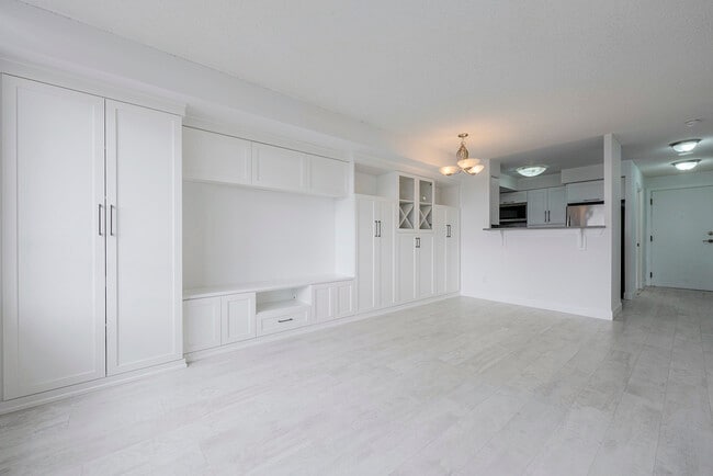 Building Photo - 700-2700 Humberwood Blvd