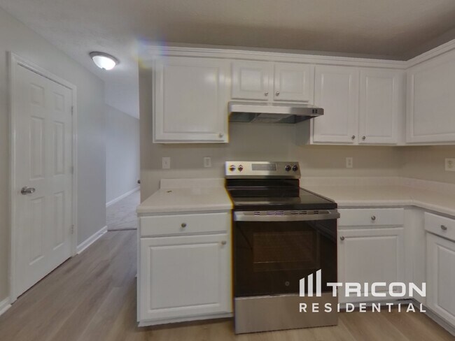 Foto del edificio - 739 Pennybrook Ln