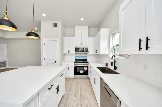 Foto del edificio - 7815 Joy St