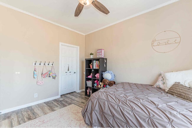 Foto del edificio - 308 Castin Ln