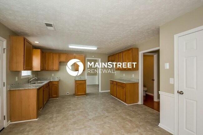Foto del edificio - 2216 Swan Lake Ct