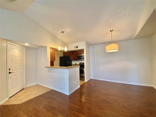 Building Photo - 5144 Conroy Rd