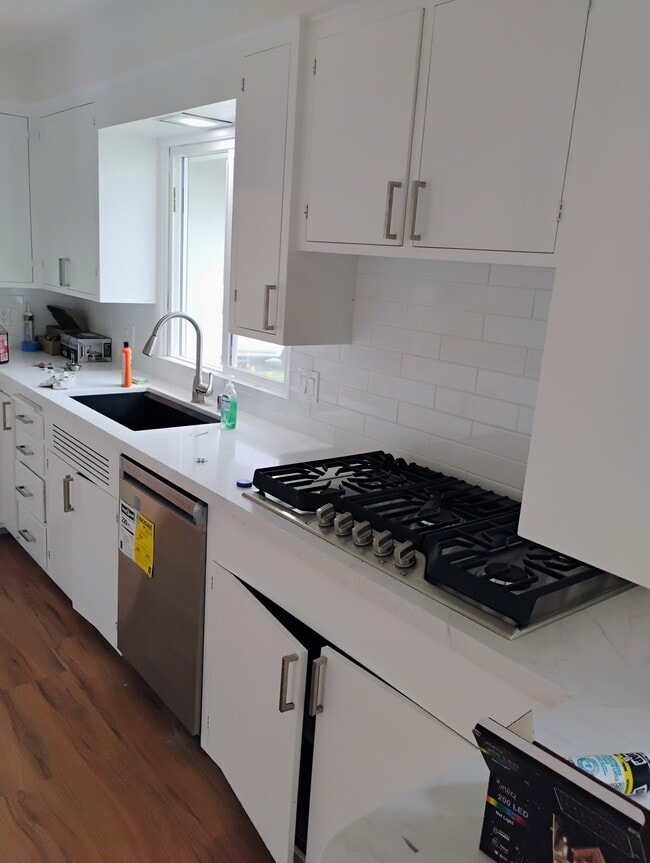 Building Photo - 9652 Dacosta St