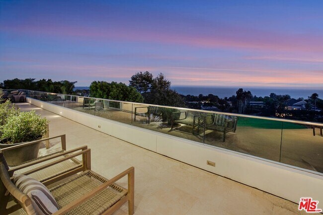 Foto del edificio - 27454 Winding Way