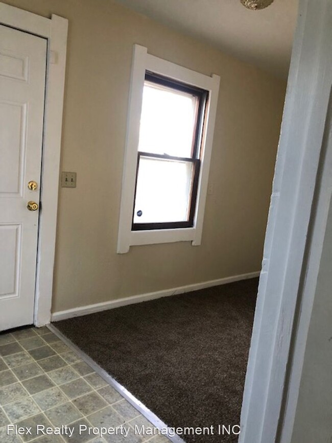 Foto del edificio - 3 br, 1 bath House - 419 East Pearl St