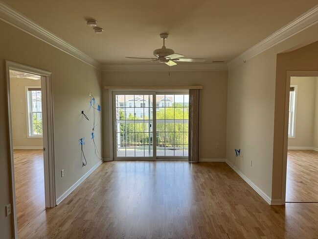 Building Photo - 132 Clocktower Dr
