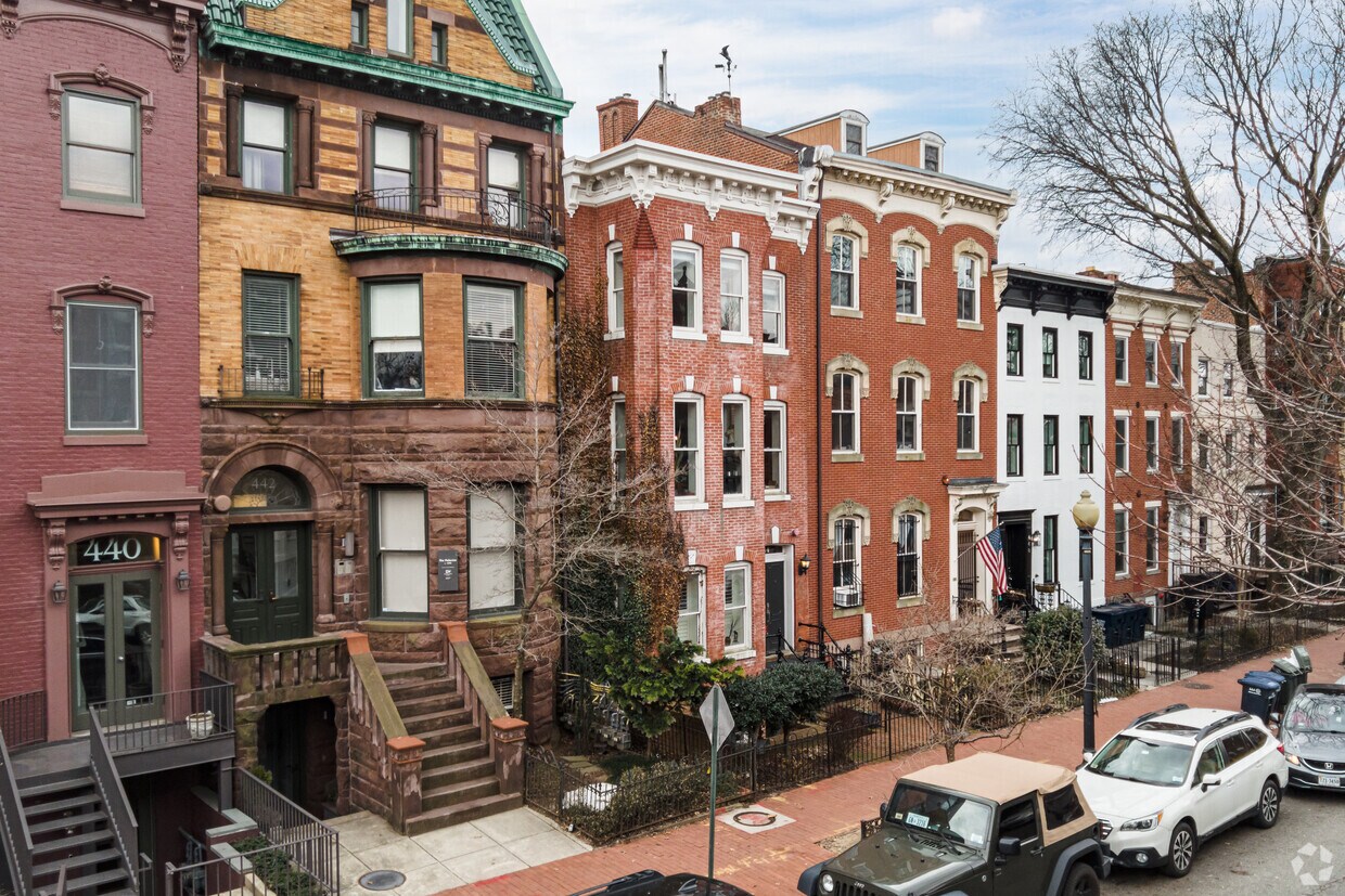 Primary Photo - 444 M St NW