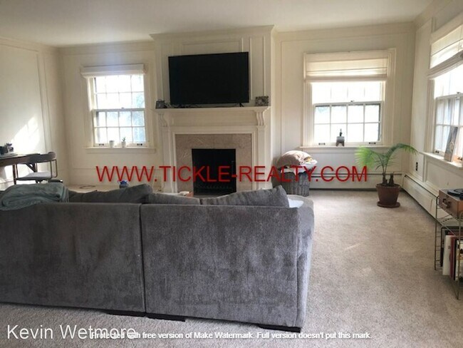 Building Photo - 1 br, 1 bath House - 270 Culver Rd Apt 3