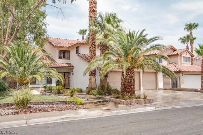 Building Photo - 4738 Beaconsfield St