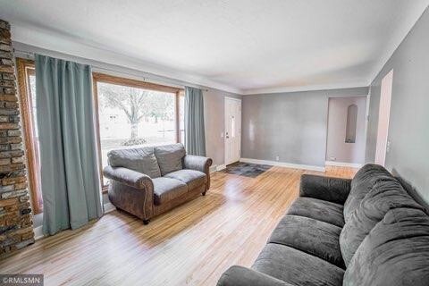 Foto del edificio - 1434 County Road E W
