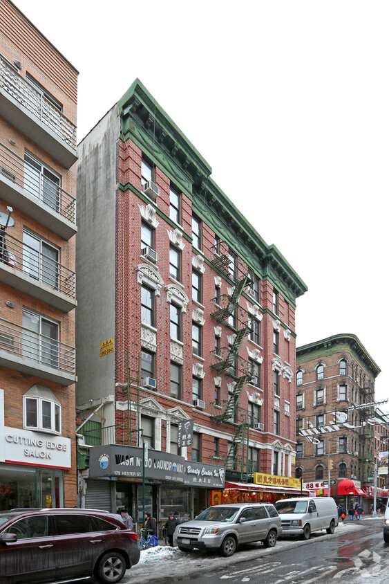 Foto del edificio - 121 Mott St