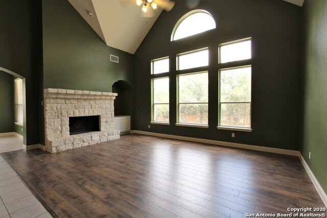 Building Photo - 1806 Three Forks